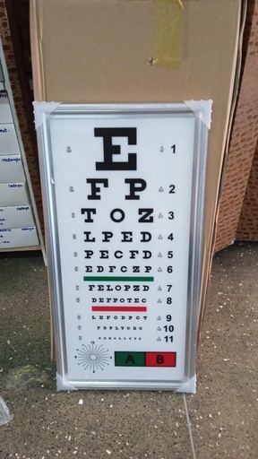 [CC3M] Boîte à lumière LED eye chart 3 mètres version anglaise